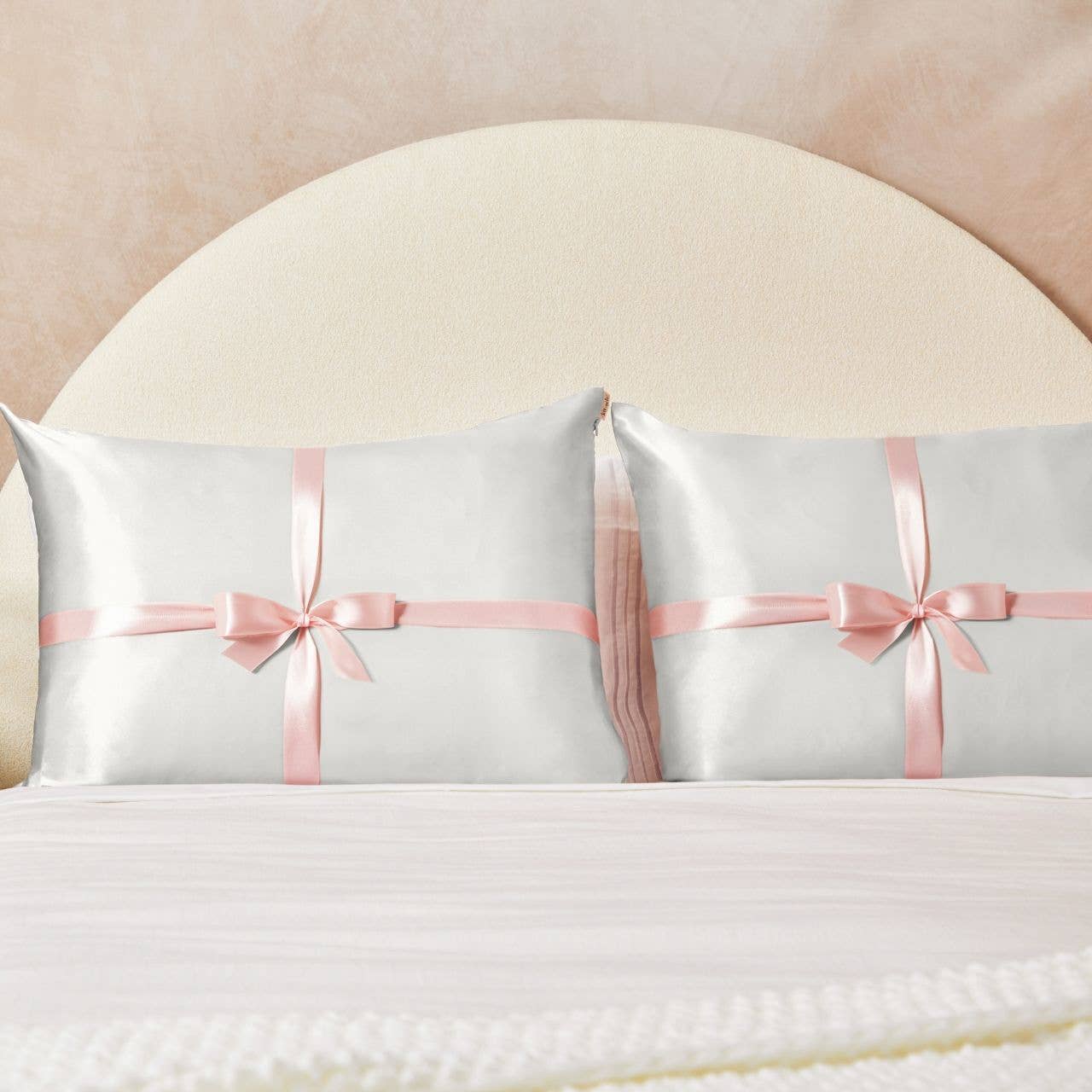 KITSCH The Holiday Standard Pillowcase 2pc - Ivory