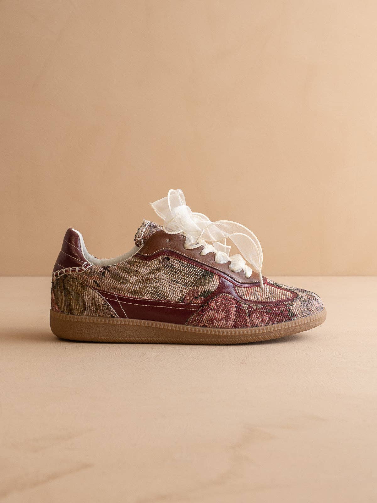 The Dalia | Mauve Tapestry Lace Up Sneaker