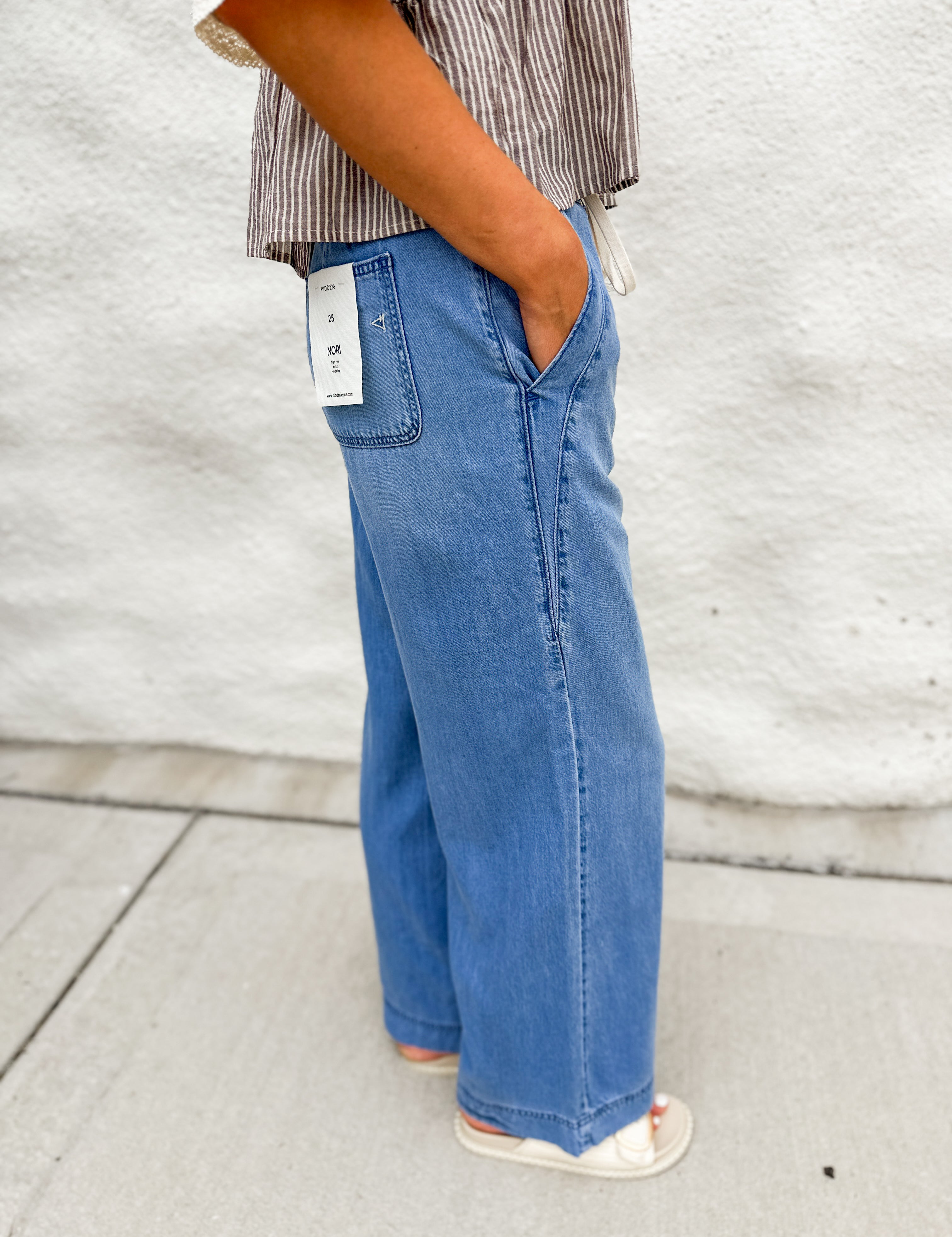 The Nori High Rise Extra Wide Leg by Hidden