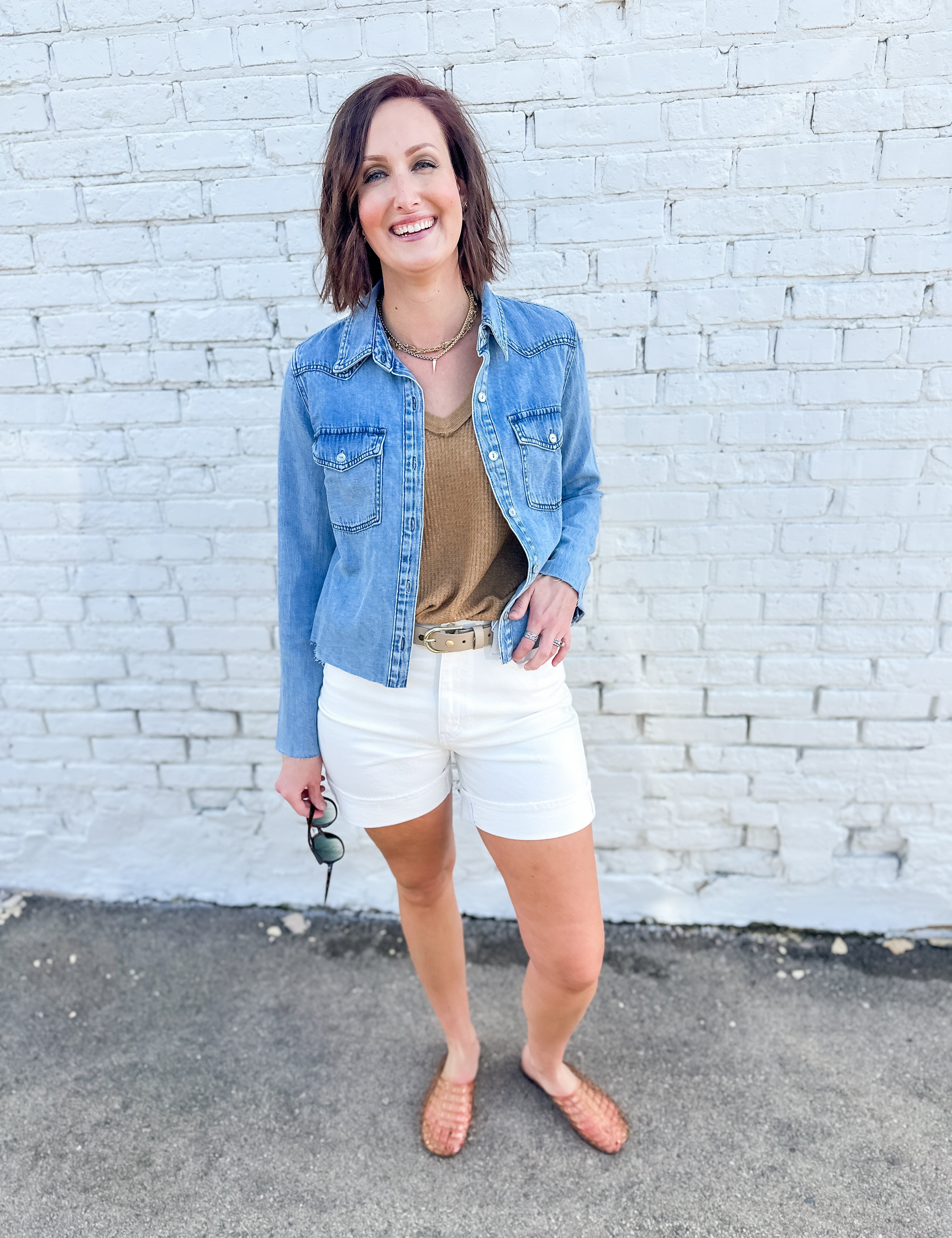 DAZE The Easy Rider Mid Rise Cuffed Short