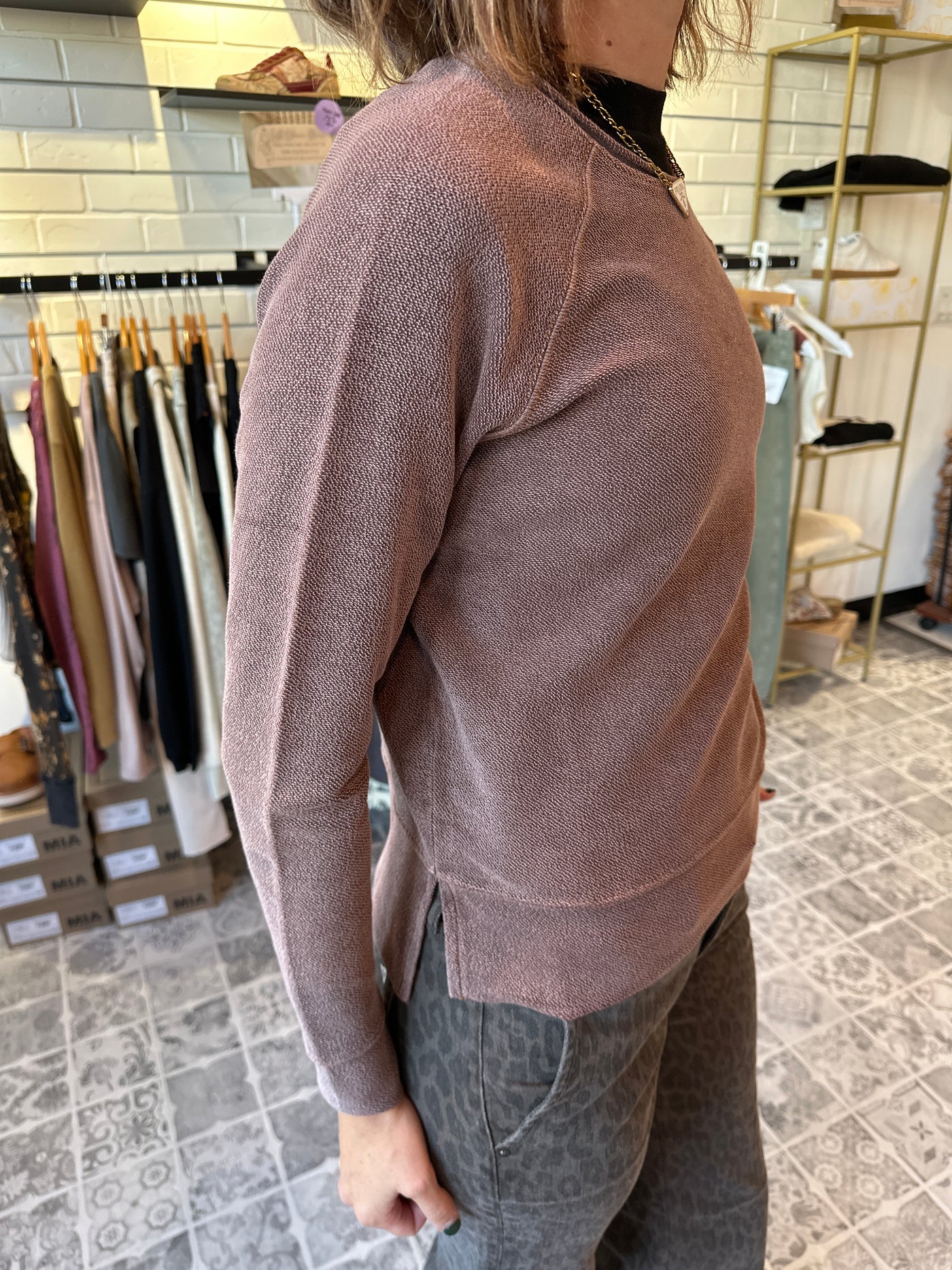 HELLO NITE The Harlow Raglan Sweatshirt
