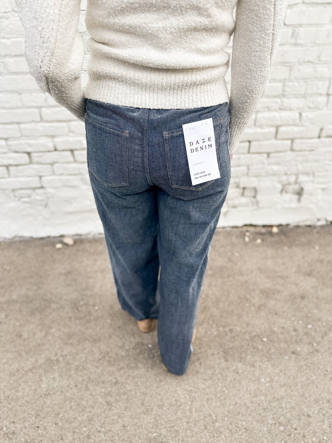 DAZE The Cozy Jean Wide Leg Pull On