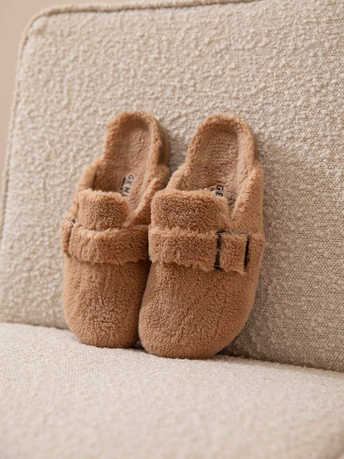 IZAR TEDDY VEGAN CAMEL